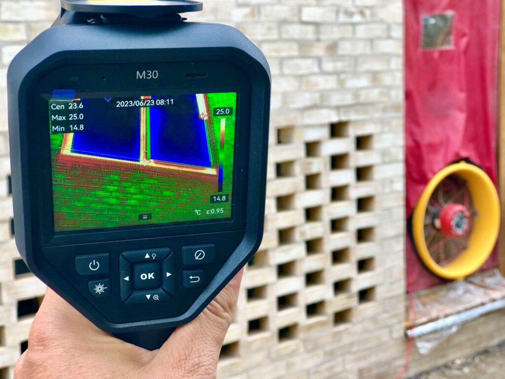 Combined-Thermal-imaging-and-Blower-door-testing-London
