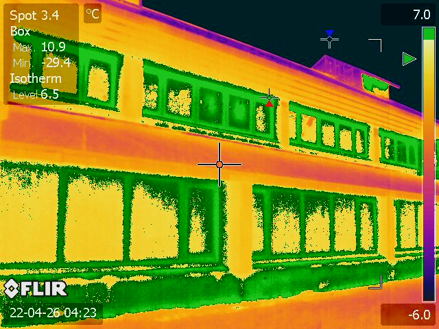 Thermal-imaging-survey-to-locate-building-defects