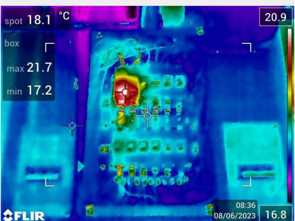 Thermal-imaging-inspection-UPS-data-center